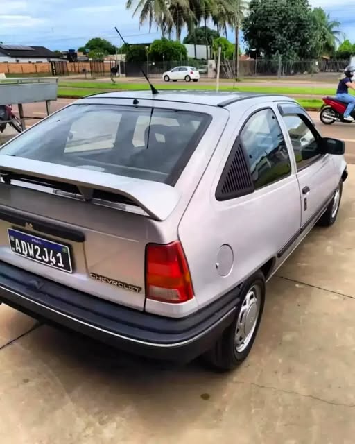 CHEVROLET KADETT - Imagem 3