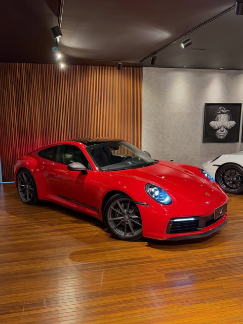 PORSCHE 911 CARRERA T - Imagem 2