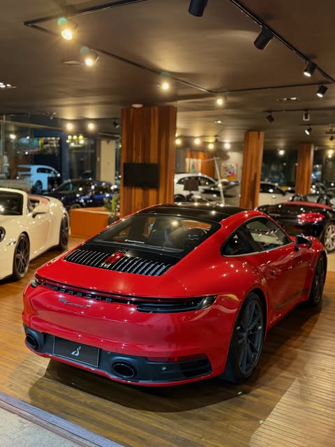 PORSCHE 911 CARRERA T - Imagem 4