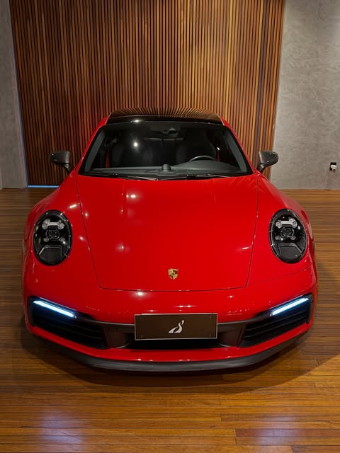 PORSCHE 911 CARRERA T - Imagem 6