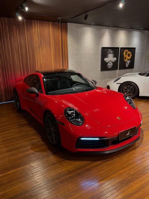 PORSCHE 911 CARRERA T - Imagem 7