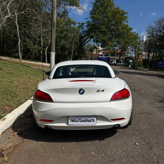 BMW Z4 - Imagem 6