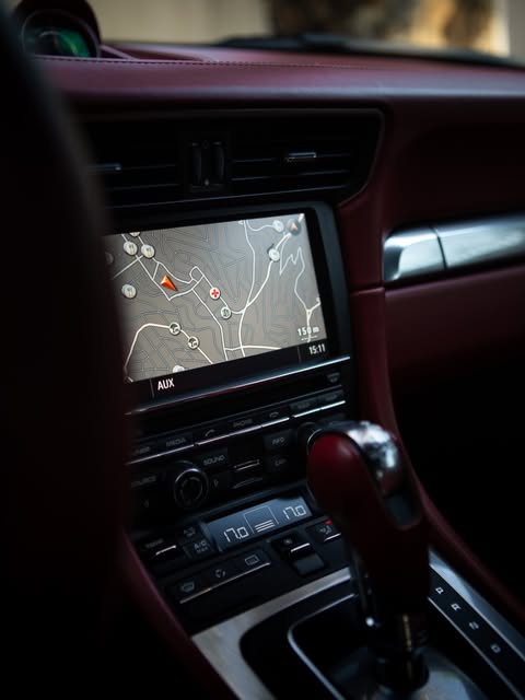 PORSCHE 911 CARRERA S - Imagem 18