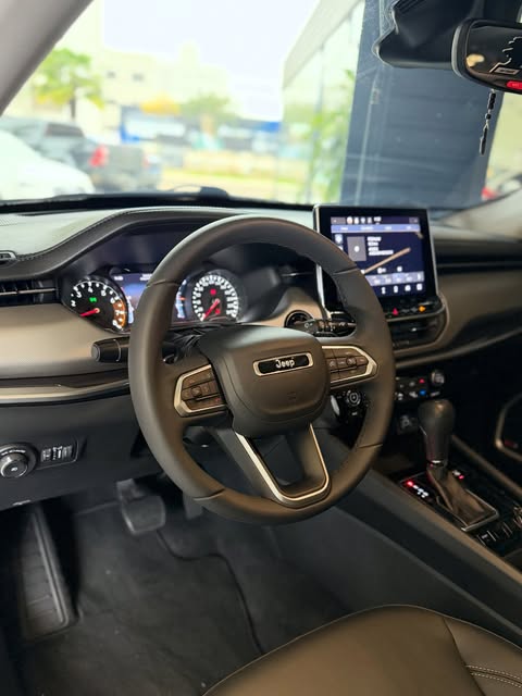 JEEP COMPASS LONGITUDE - Imagem 6