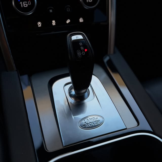 LAND ROVER DISCOVERY D200 SE - Imagem 9
