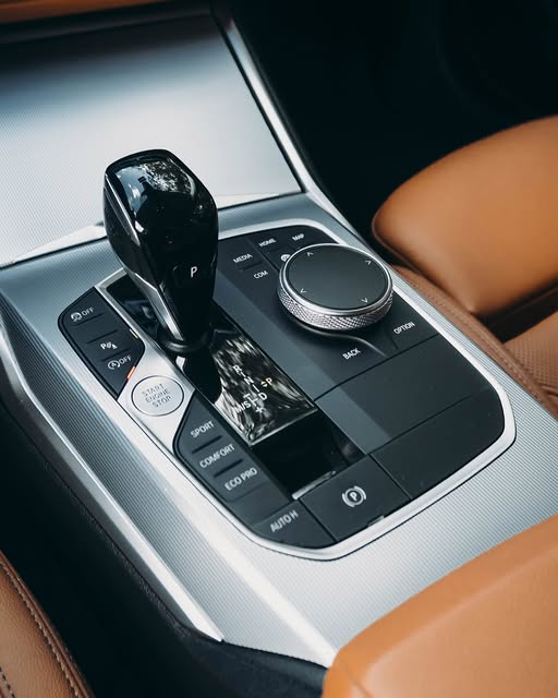 BMW 320I GP - Imagem 6
