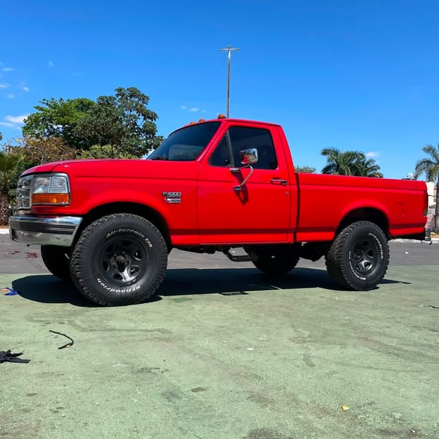FORD F-1000 - Imagem 1