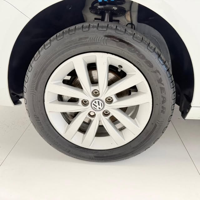 VOLKSWAGEN FOX CONNECT 1.6 FLEX 8V 5P - Imagem 8