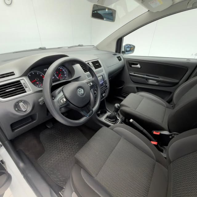 VOLKSWAGEN FOX CONNECT 1.6 FLEX 8V 5P - Imagem 9