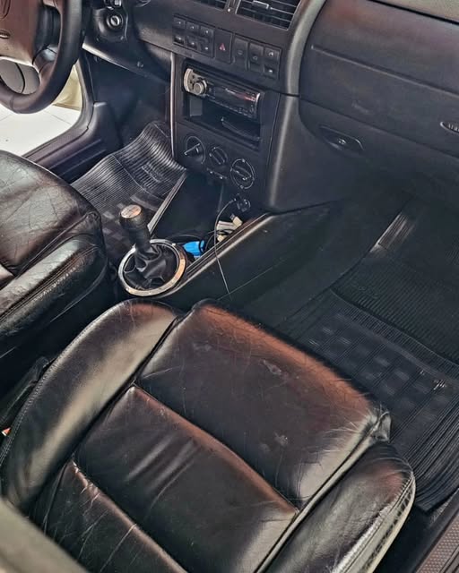 VOLKSWAGEN PARATI GTI - Imagem 10