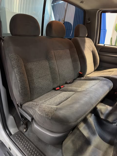 FORD F-250 XLT-L - Imagem 16