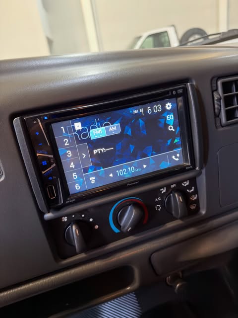 FORD F-250 XLT-L - Imagem 18