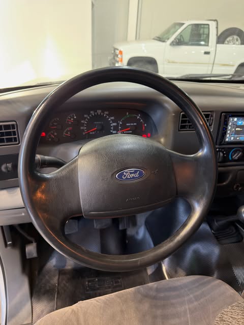 FORD F-250 XLT-L - Imagem 10