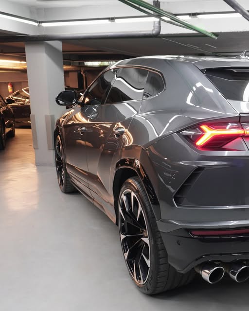 LAMBORGHINI URUS - Imagem 9