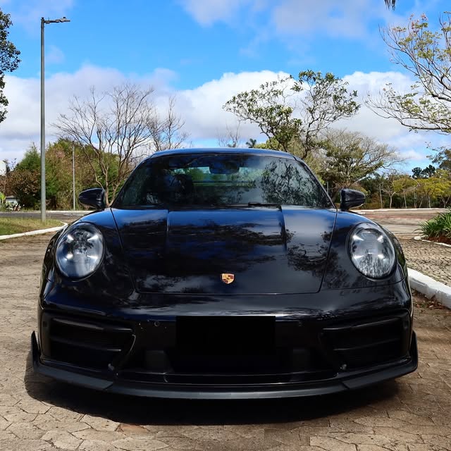 PORSCHE 911 CARRERA GTS - Imagem 8