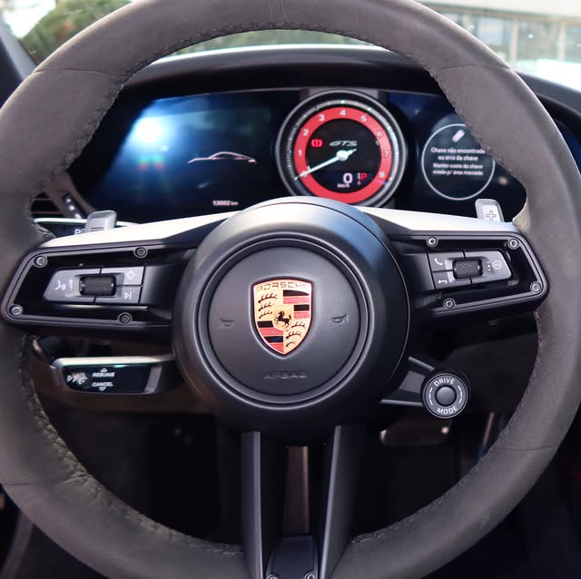 PORSCHE 911 CARRERA GTS - Imagem 9