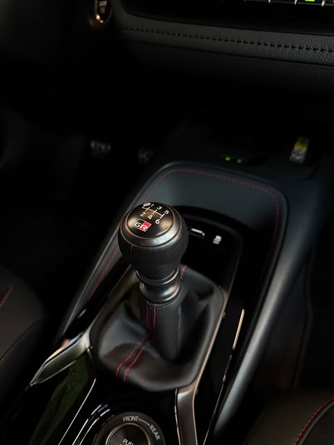 TOYOTA COROLLA GR-FOUR MANUAL - Imagem 6