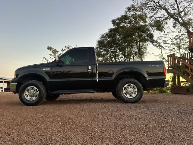 FORD F-250 XL-L - Imagem 3