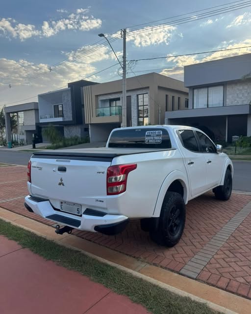 MITSUBISHI L200 TRITON HPE SPORT TOP - Imagem 3