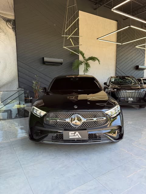 MERCEDES-BENZ GLC 300 2.0 MHEV AMG LINE COUPÉ - Imagem 2