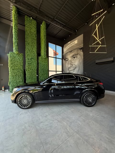 MERCEDES-BENZ GLC 300 2.0 MHEV AMG LINE COUPÉ - Imagem 3