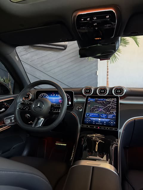 MERCEDES-BENZ GLC 300 2.0 MHEV AMG LINE COUPÉ - Imagem 4