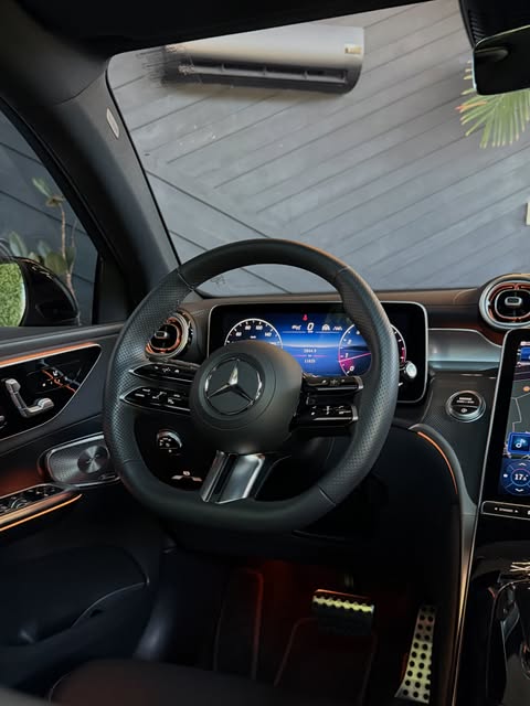 MERCEDES-BENZ GLC 300 2.0 MHEV AMG LINE COUPÉ - Imagem 5