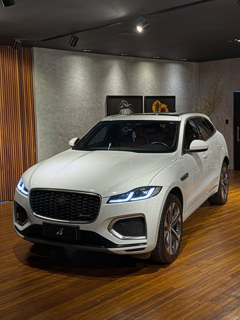 JAGUAR F-PACE SE P400E R-DYNAMIC - Imagem 2