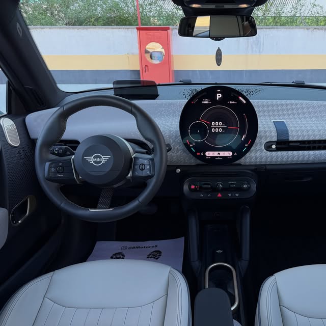 MINI COOPER SE - Imagem 9