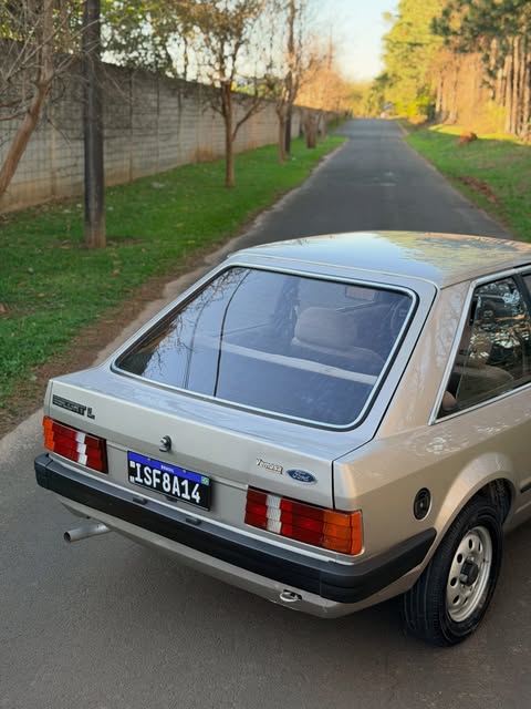 FORD ESCORT - Imagem 11