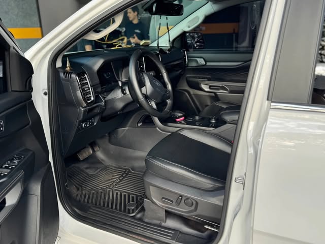 FORD RANGER LIMITED 3.0 V6 TURBO DIESEL 4X4 AUTOMÁTICO - Imagem 5