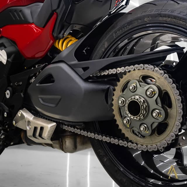DUCATI DIAVEL V4 GRAN TURISMO - Imagem 12