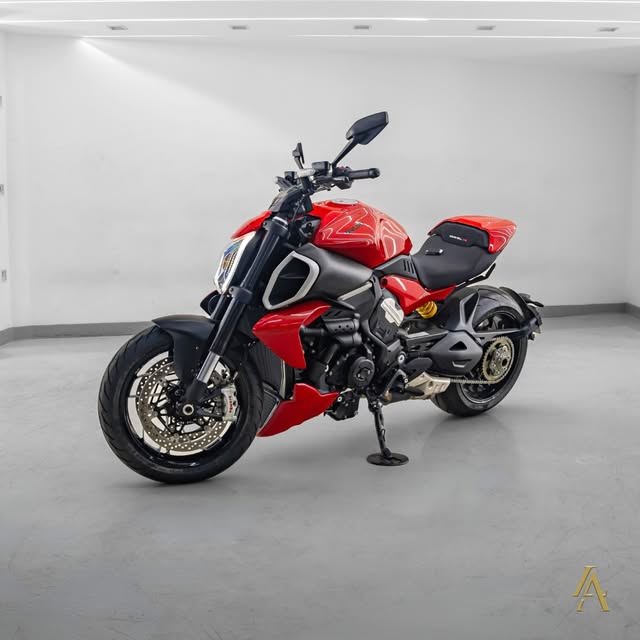 DUCATI DIAVEL V4 GRAN TURISMO - Imagem 3