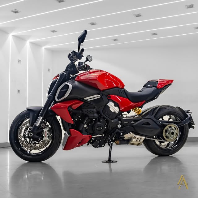 DUCATI DIAVEL V4 GRAN TURISMO - Imagem 5