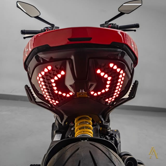 DUCATI DIAVEL V4 GRAN TURISMO - Imagem 8