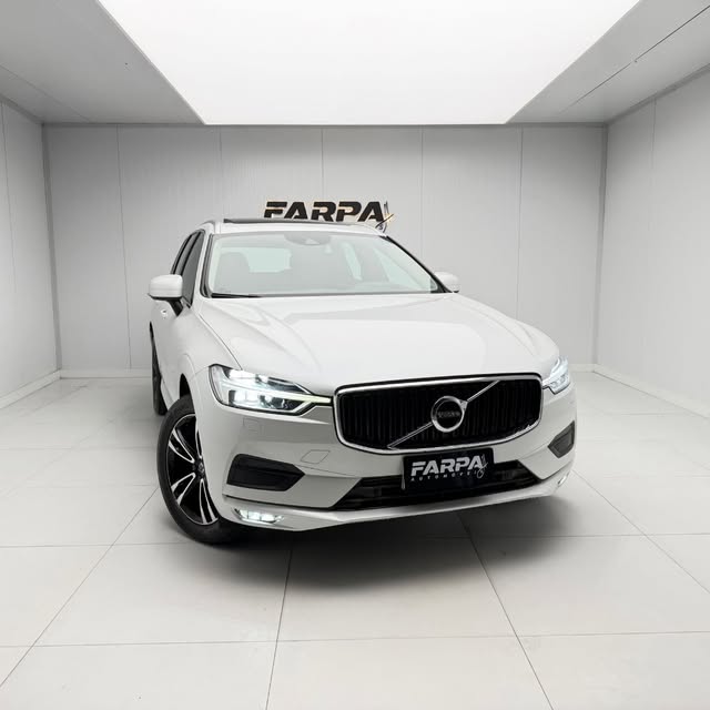 VOLVO XC60 T-5 MOMENTUM - Imagem 1