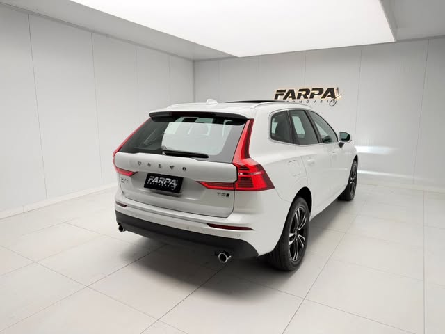 VOLVO XC60 T-5 MOMENTUM - Imagem 6