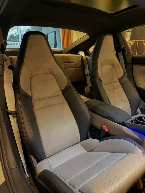 PORSCHE 911 CARRERA 992.2 - Imagem 13