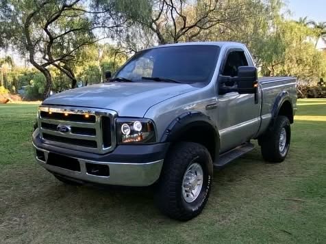 FORD F-250 XLT-L - Imagem 1