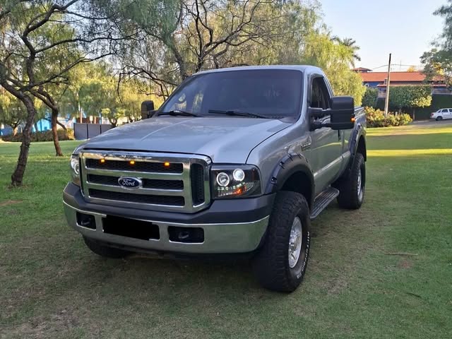 FORD F-250 XLT-L - Imagem 4