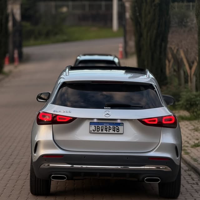 MERCEDES-BENZ GLA 200 AMG LINE - Imagem 19