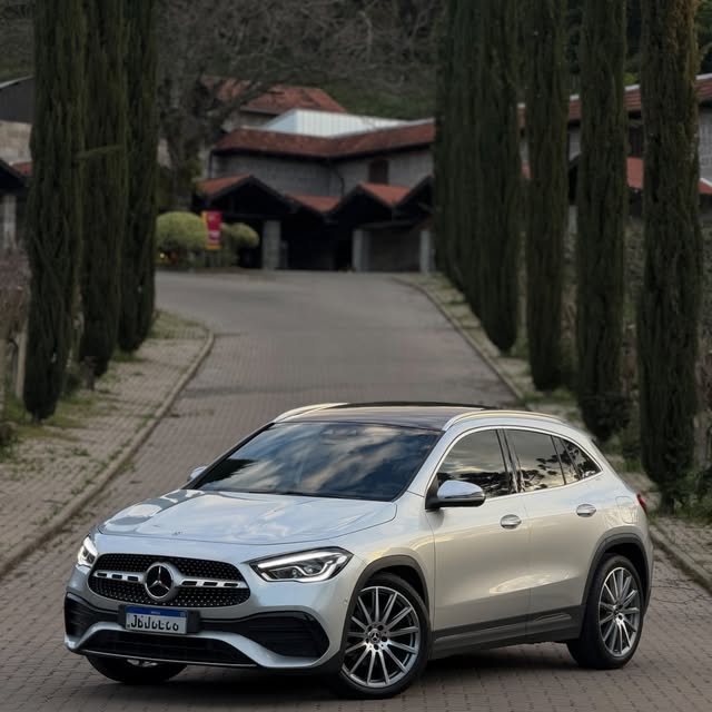 MERCEDES-BENZ GLA 200 AMG LINE - Imagem 3