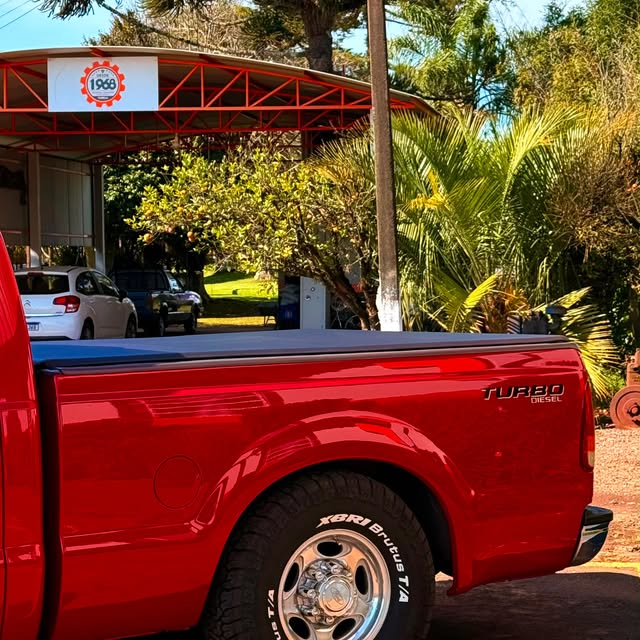 FORD F-250 XLT-L - Imagem 10