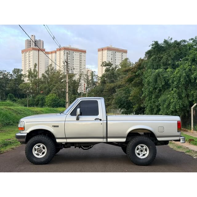 FORD F-1000 XL - Imagem 3