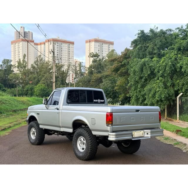 FORD F-1000 XL - Imagem 4