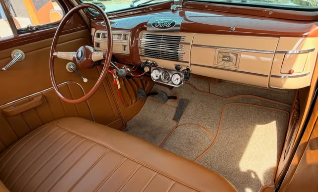 FORD COUPE DE LUXE - Imagem 7