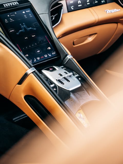 FERRARI ROMA SPIDER - Imagem 7