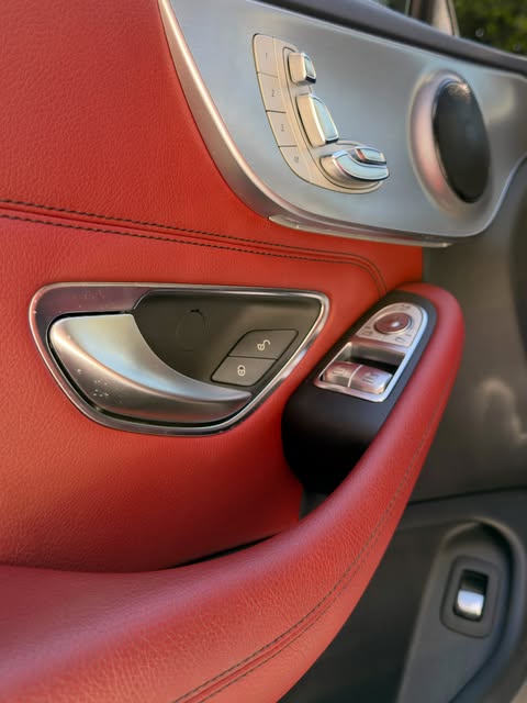 MERCEDES-BENZ C 43 AMG - Imagem 8