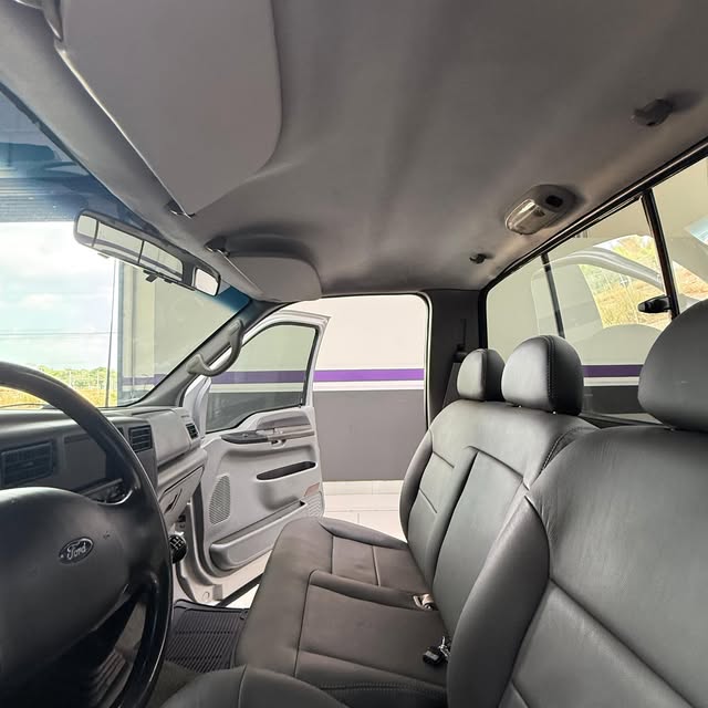 FORD F-250 XLT-L - Imagem 12