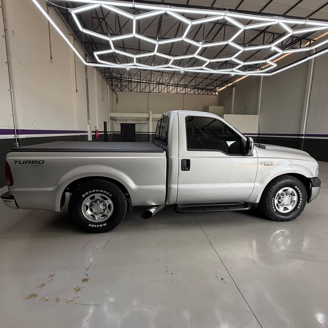 FORD F-250 XLT-L - Imagem 7